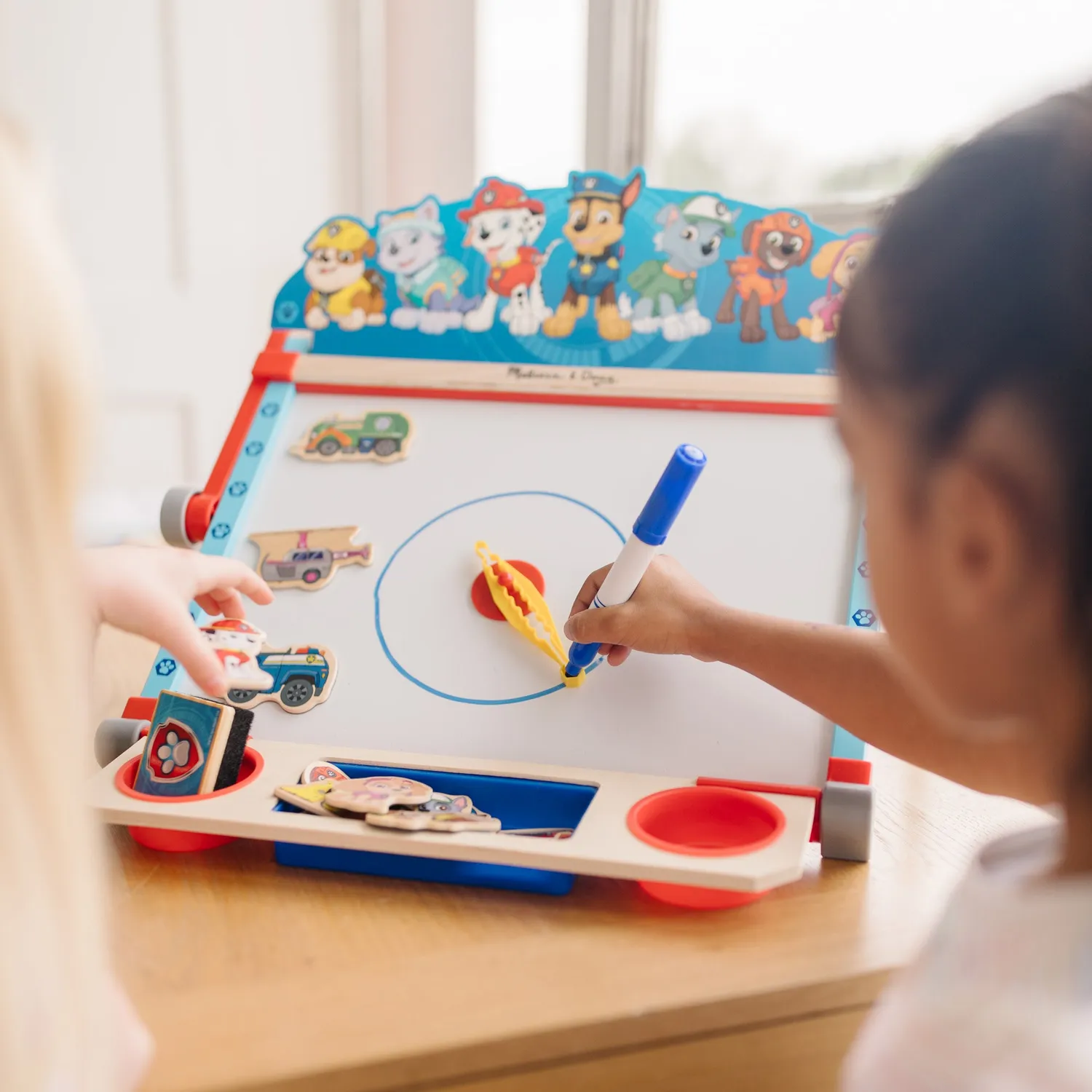 Melissa & Doug PAW Patrol Wooden Tabletop Art Center tekenbord