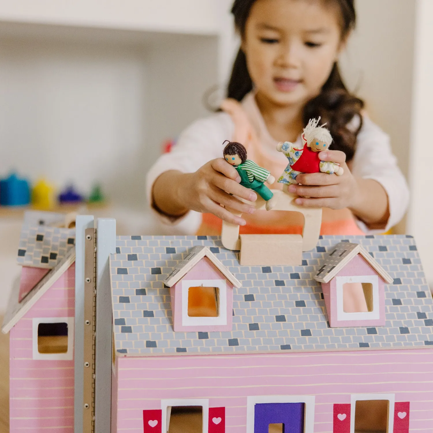 Melissa & Doug Fold & Go poppenhuis hout 2-verdiepingen