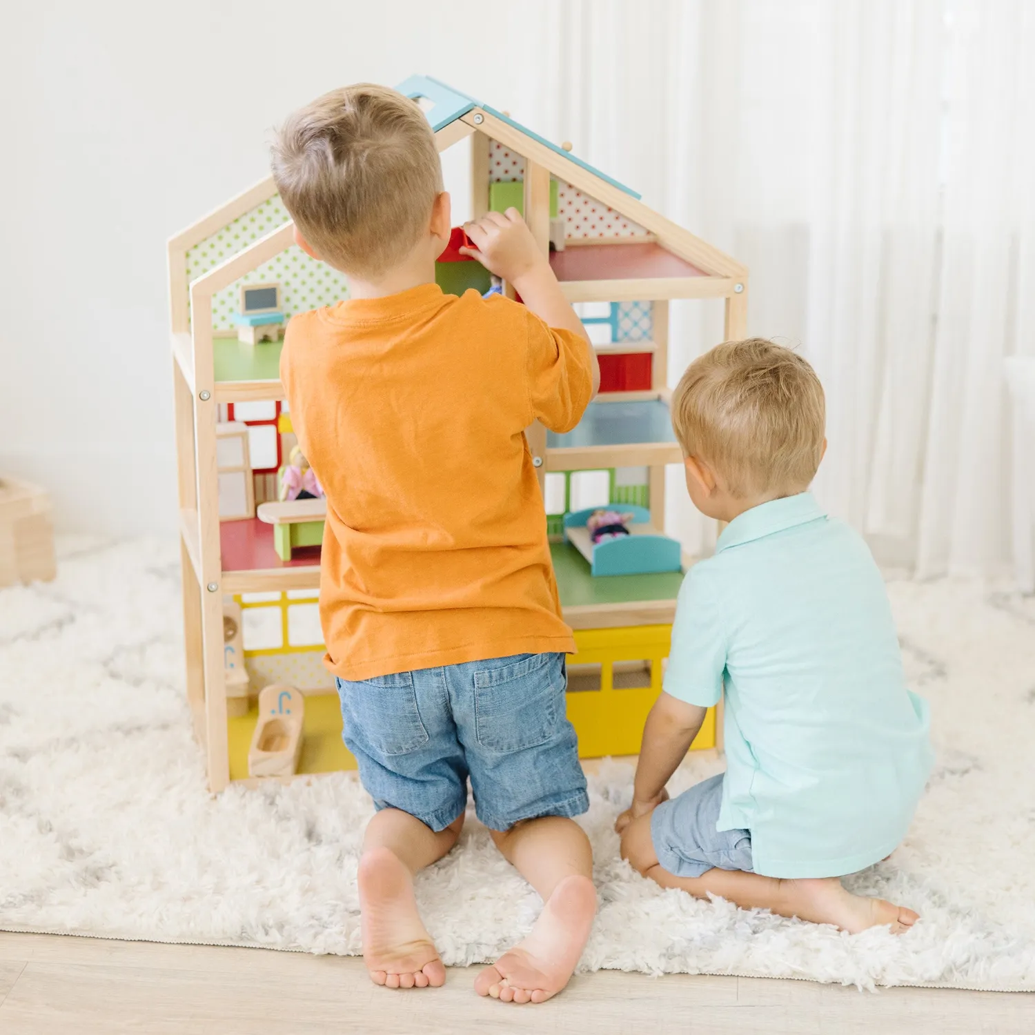 Melissa & Doug Hi-Rise houten poppenhuis met meubels