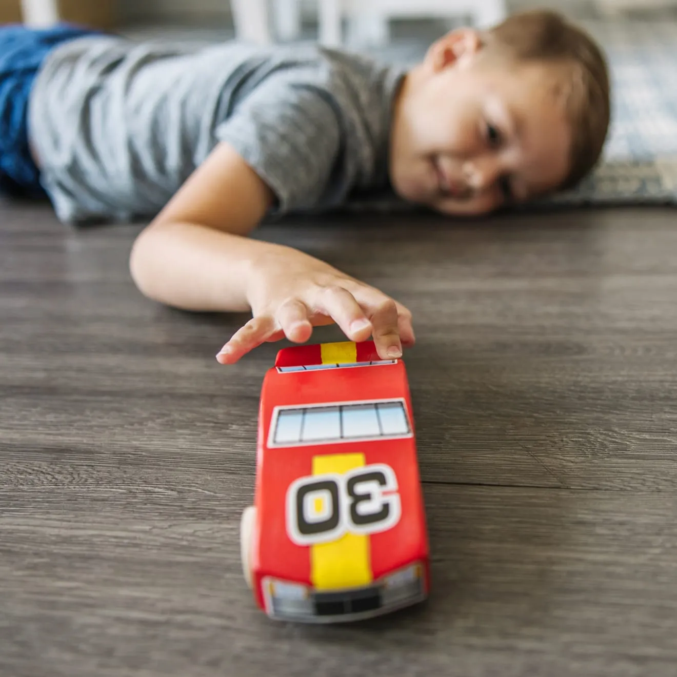 Melissa & Doug Decorate-Your-Own Wooden Race Car knutselset hout