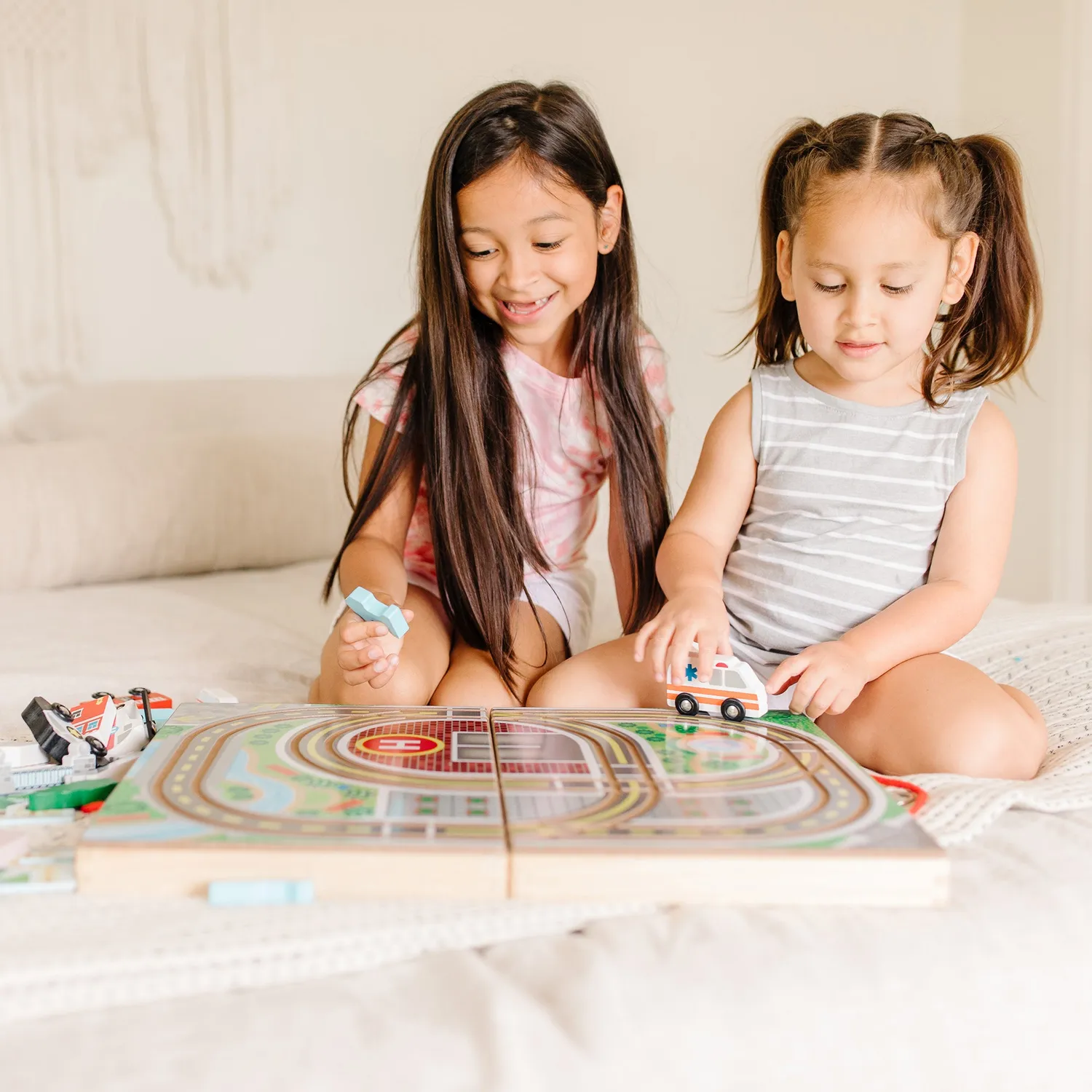 Melissa & Doug Take-Along Town houten speelstad koffer