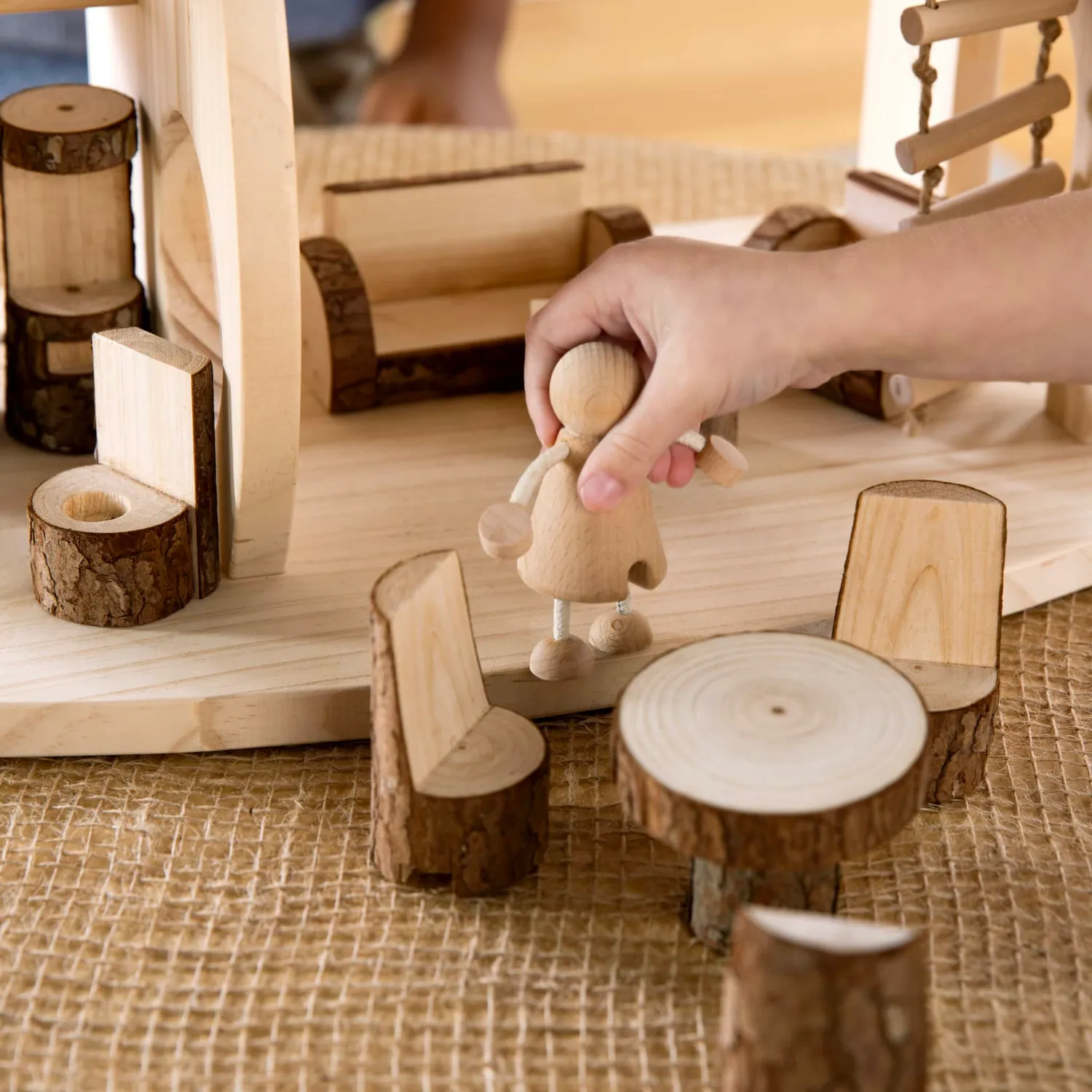 Guidecraft Woodlands poppenhuis set natuur 48 cm hout