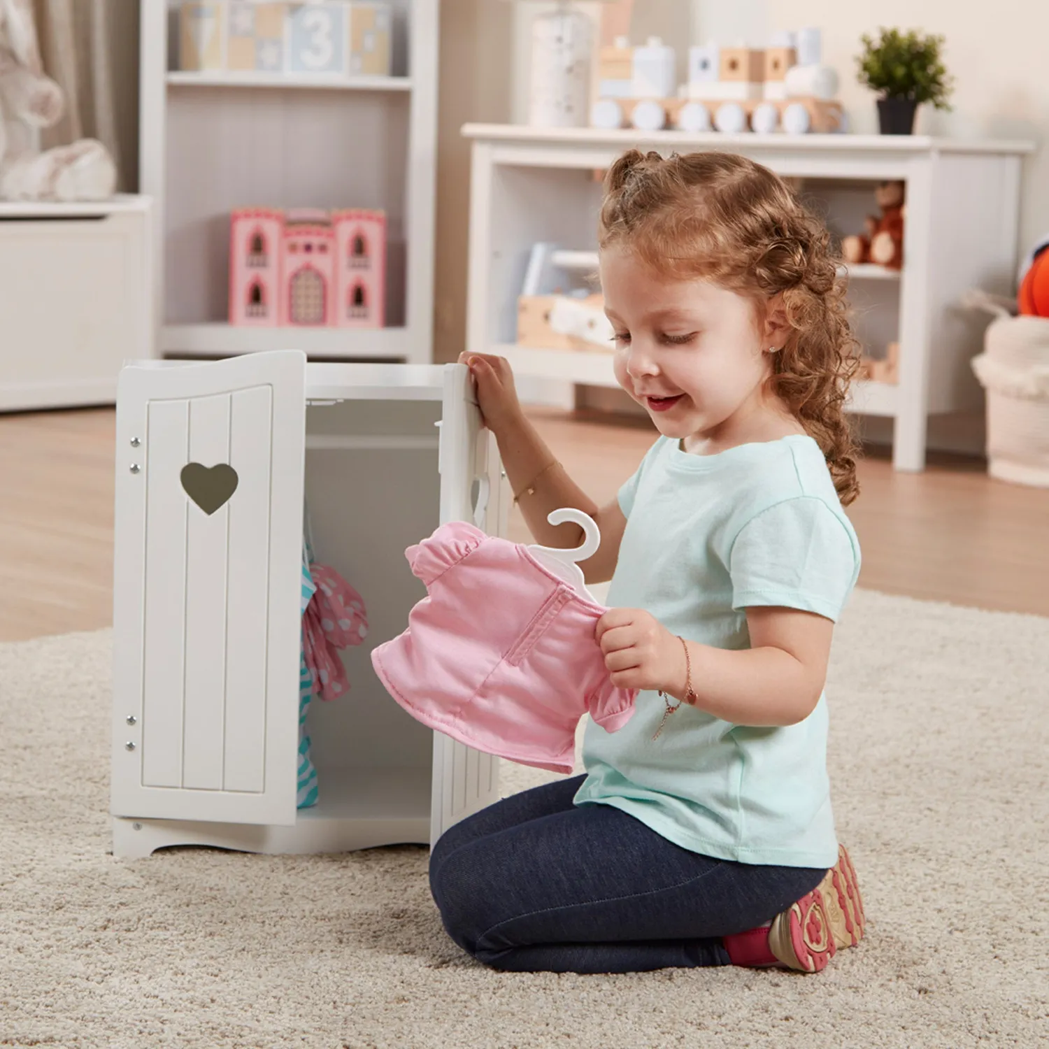Melissa & Doug Mine to Love poppenkledingkast hout wit