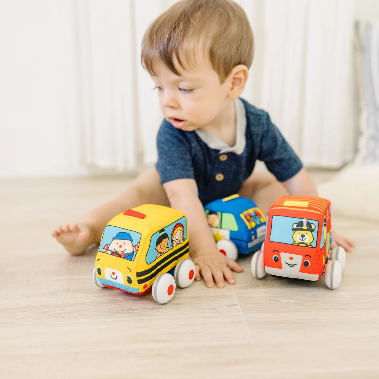 Melissa & Doug K's Kids pull-back autos zacht 4 stuks