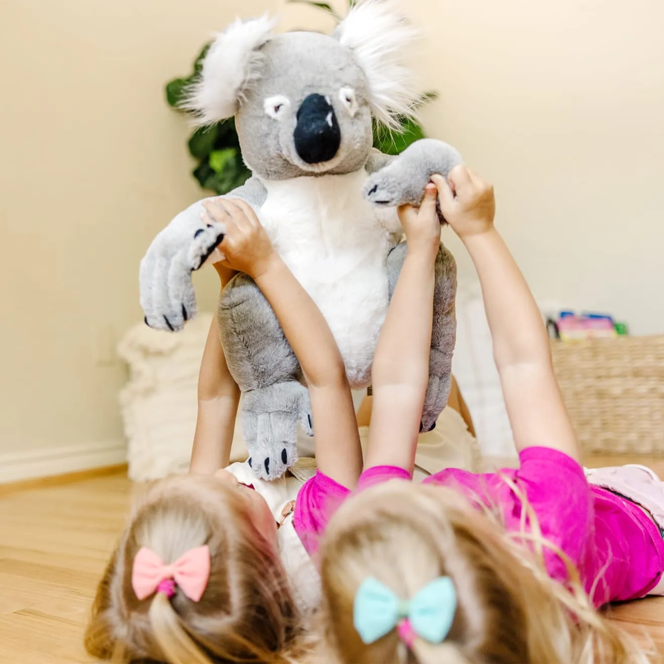 Melissa & Doug Lifelike Plush Koala knuffel 35 cm zacht