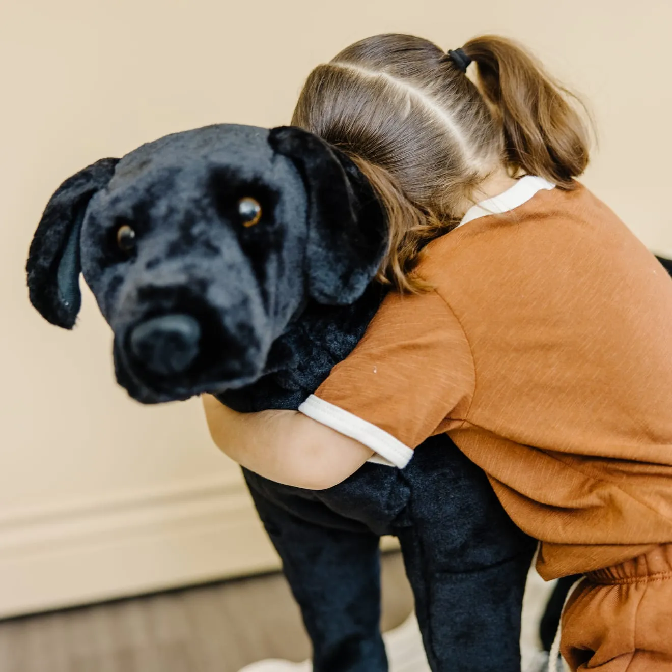Melissa & Doug Black Lab knuffel reuze zwarte labrador
