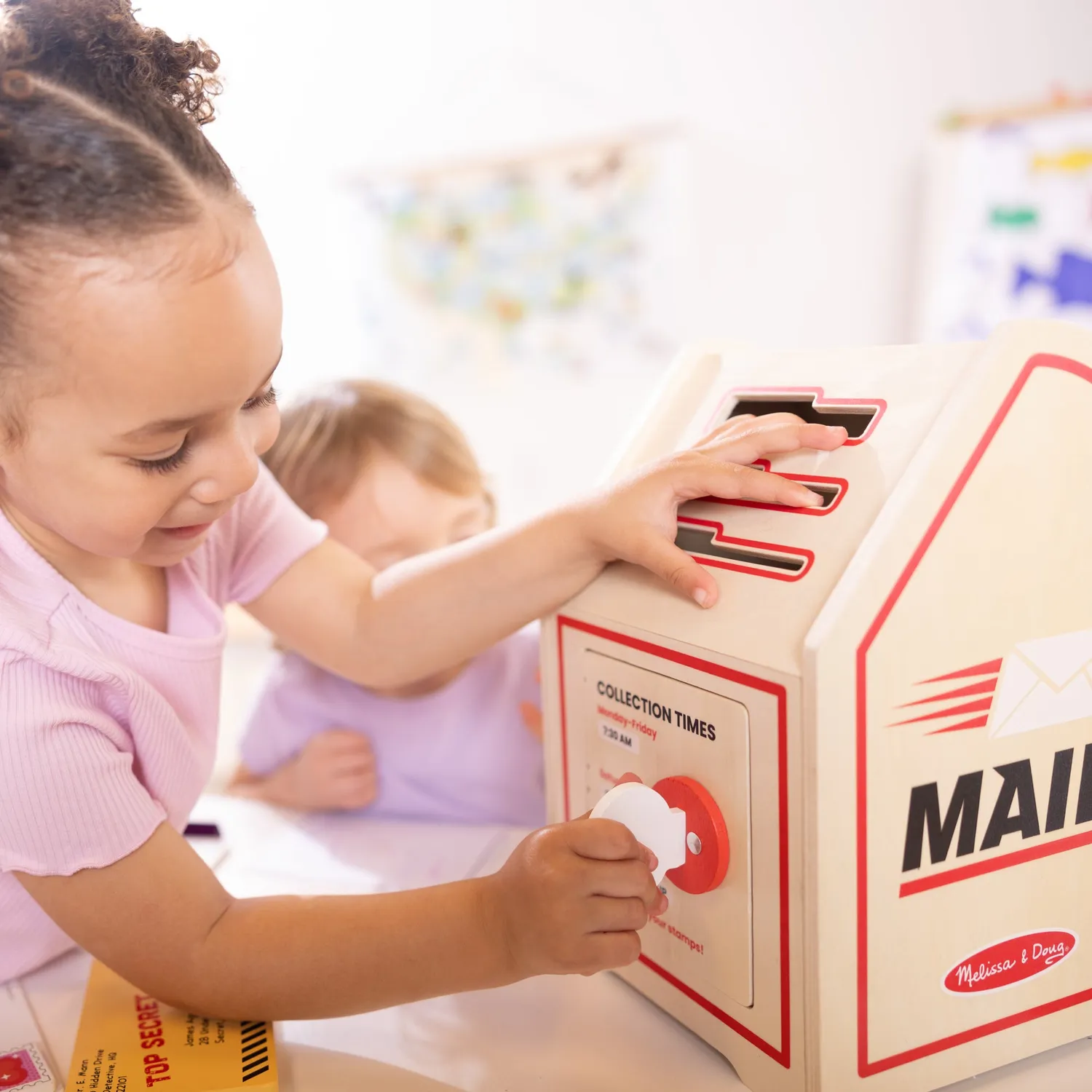 Melissa & Doug Stamp and Sort houten brievenbus postset 3-5 jaar