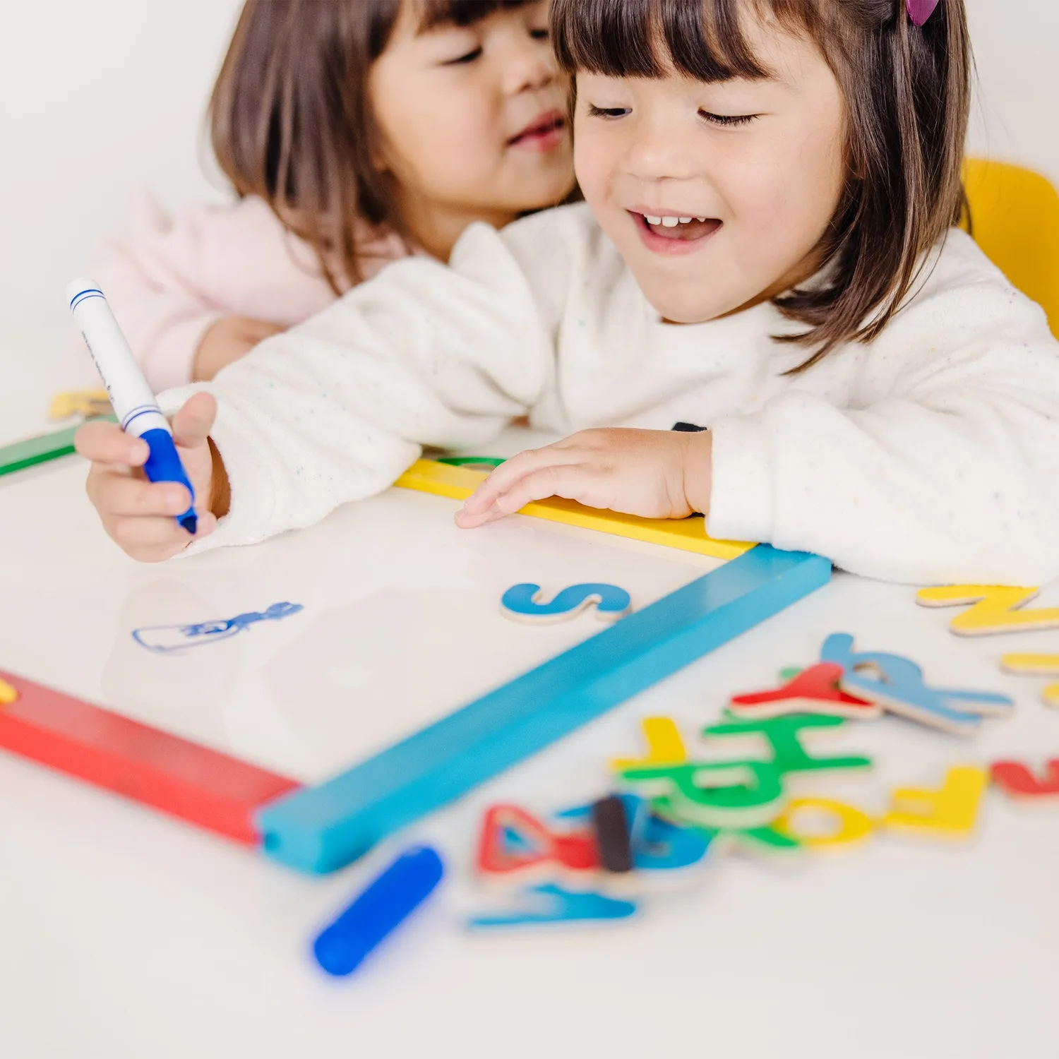 Melissa & Doug Magnetic Chalkboard krijtbord magneetbord hoofdletters