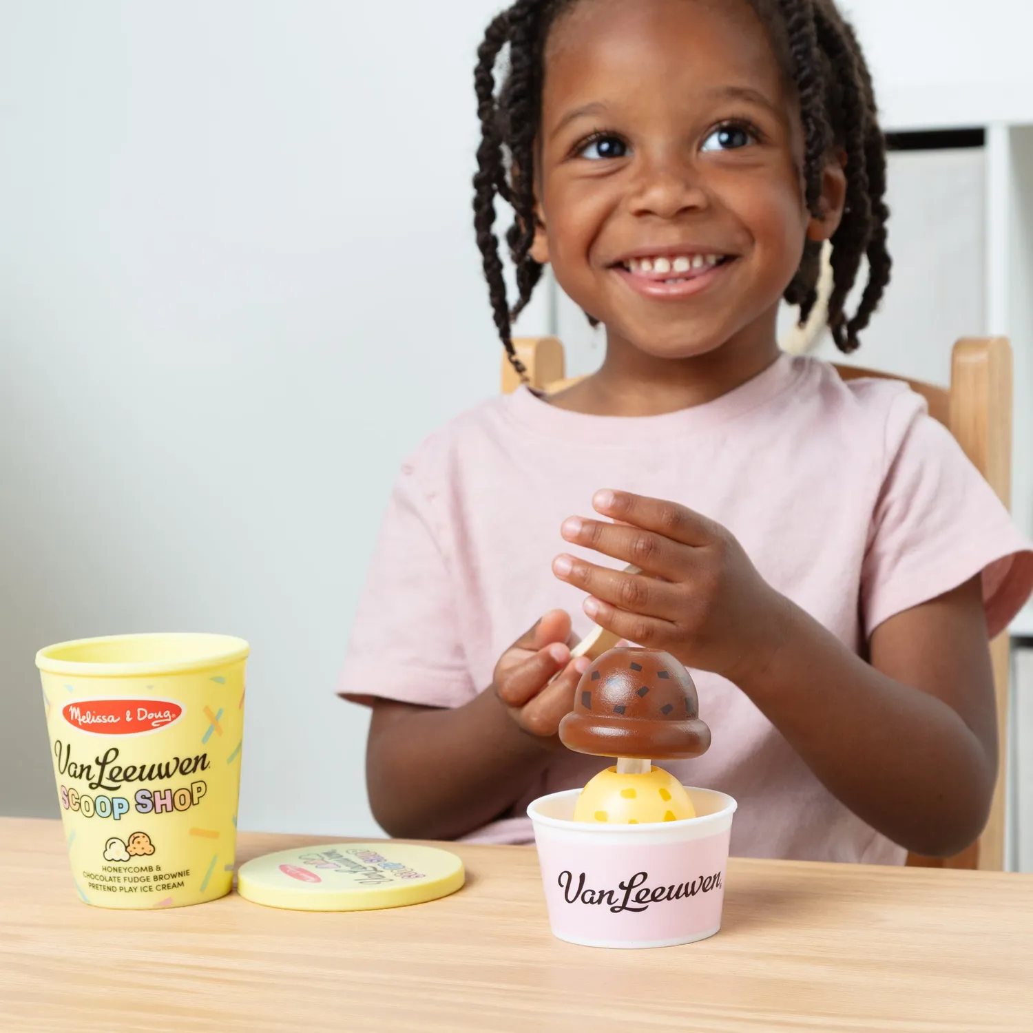 Melissa & Doug Ultimate Van Leeuwen Ice Cream Shop Bundle ijssalon