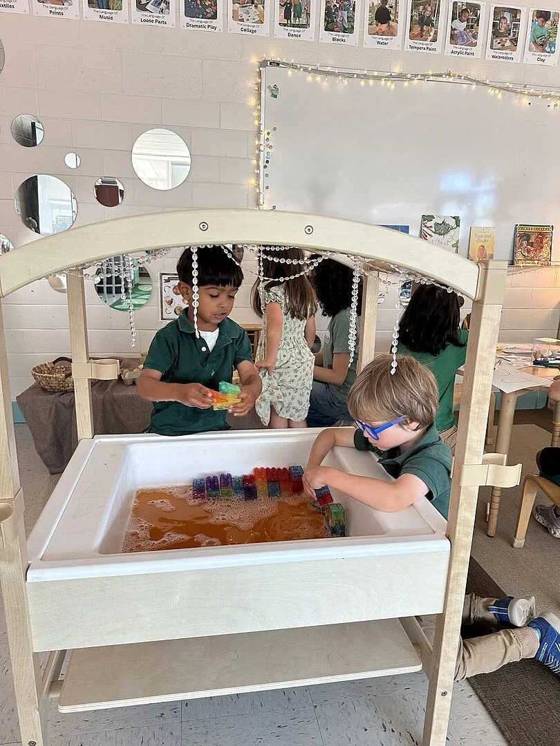 Guidecraft Sensory System zand- en watertafel met baldakijn
