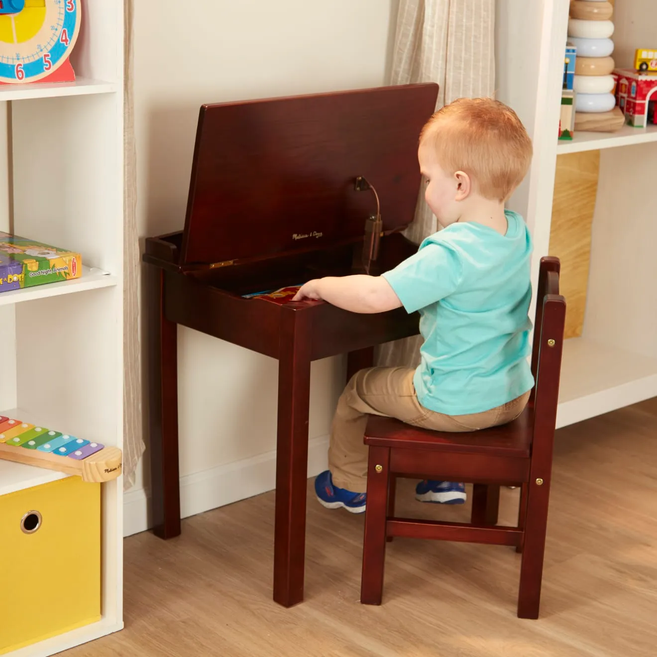 Melissa & Doug Child's Lift-Top kinderbureau espresso met stoel