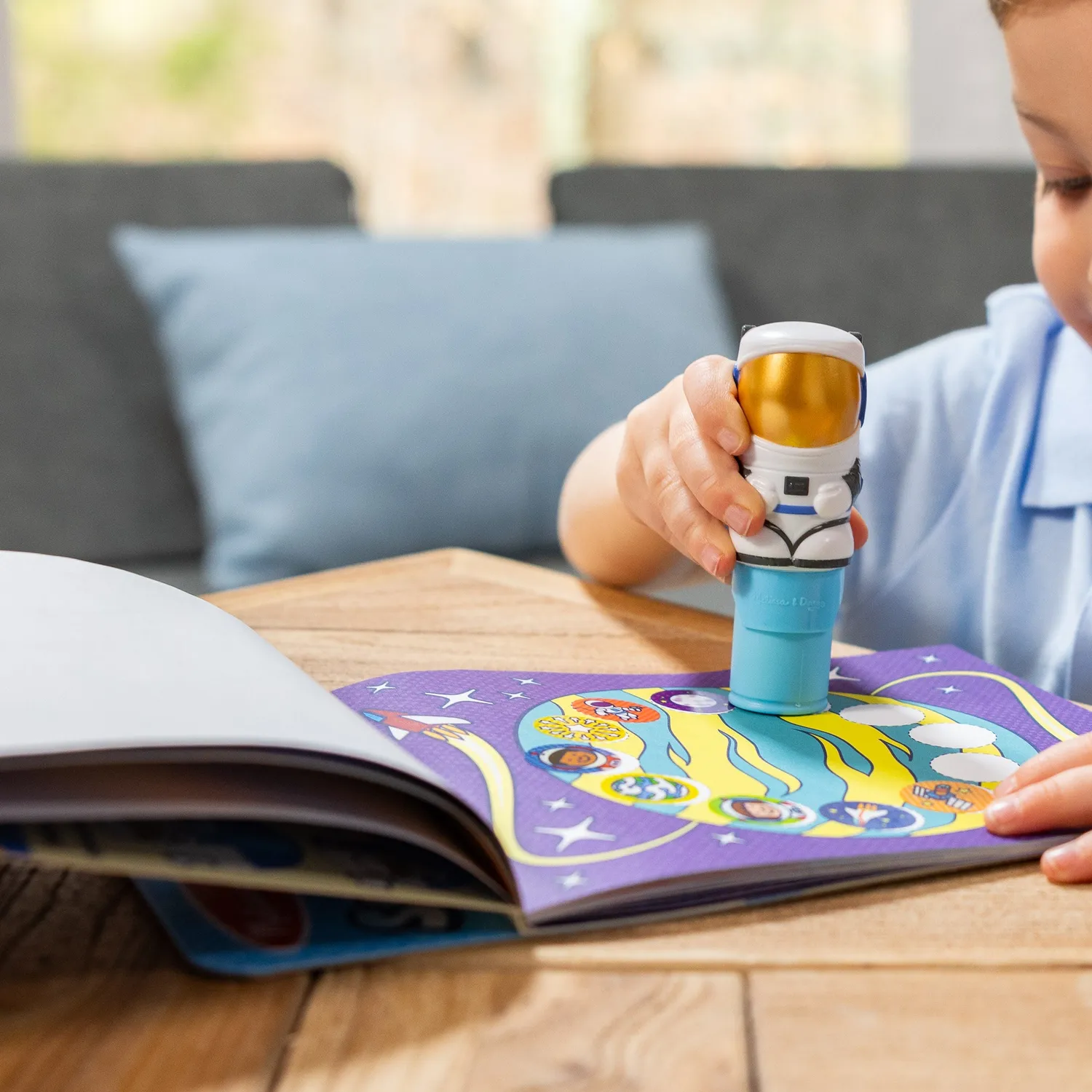 Melissa & Doug Sticker WOW! Astronaut stickerboek met stempel