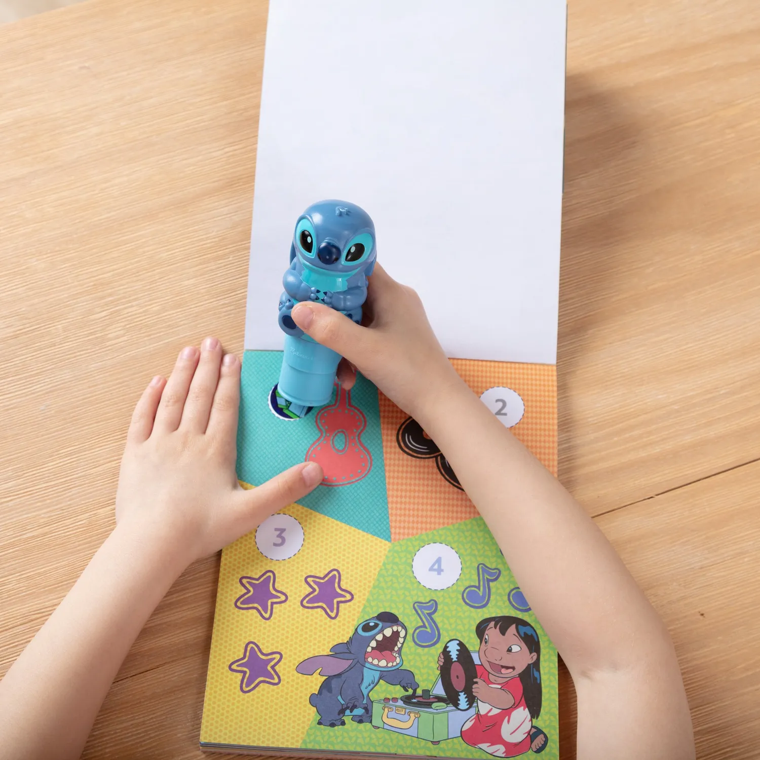 Melissa & Doug Sticker WOW Stitch activiteitenblok stempel 300