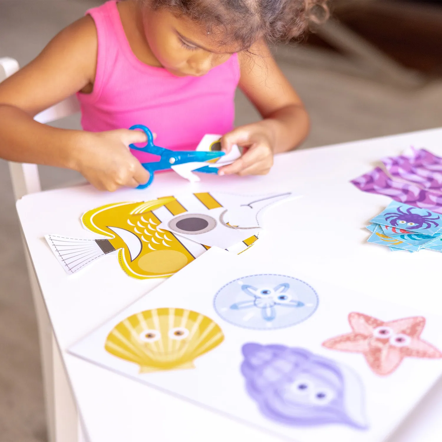 Melissa & Doug Zeeleven kniples plakboek met schaar