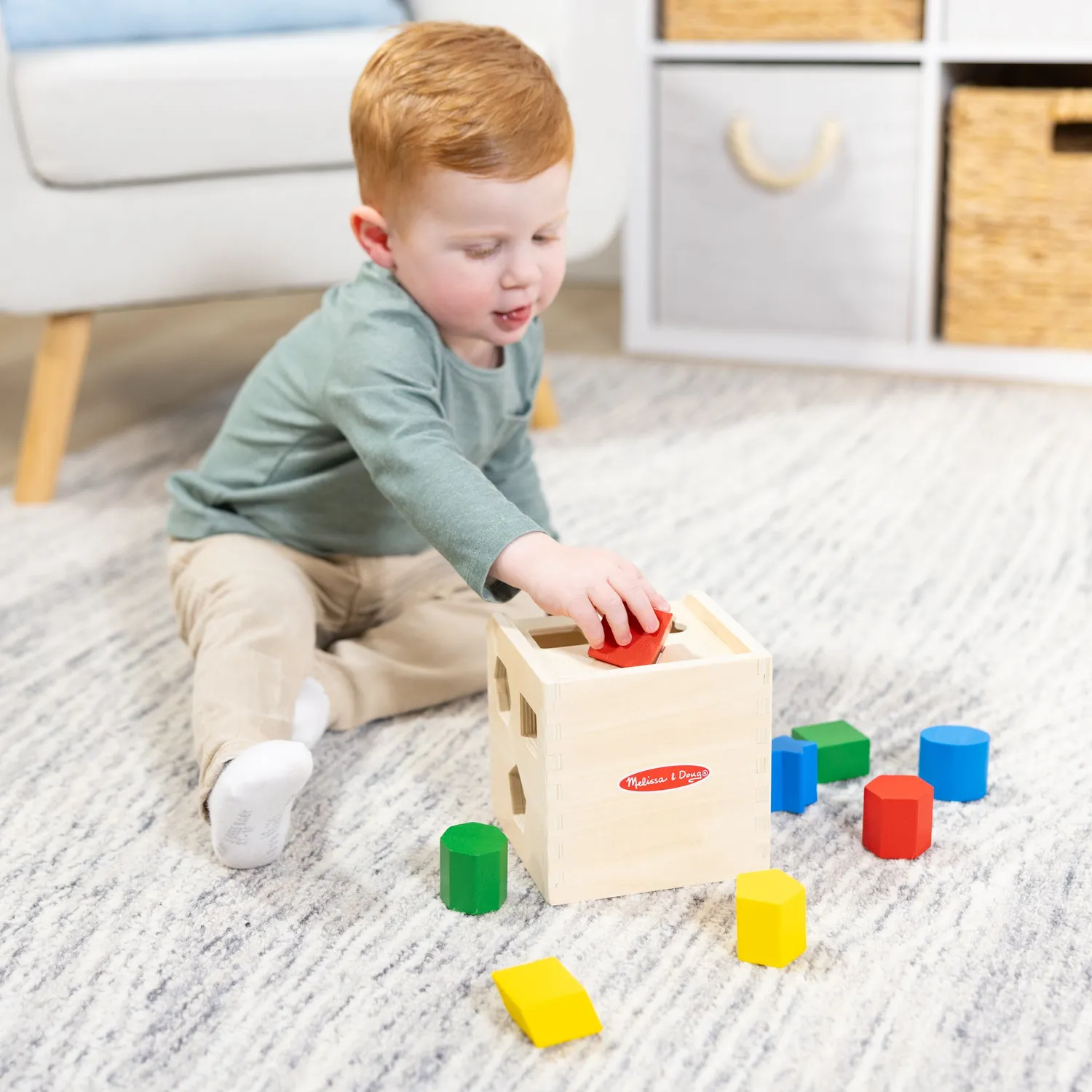 Melissa & Doug Shape-Sorting Cube vormenstoof houten