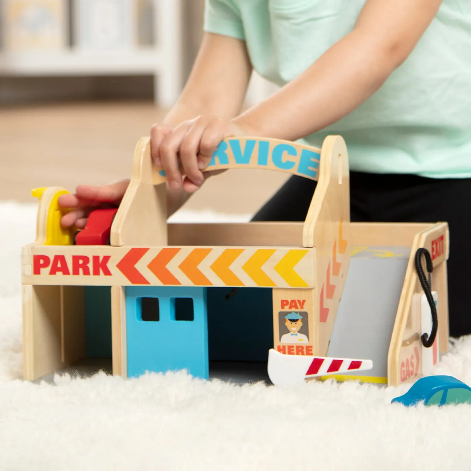 Melissa & Doug Service Station Parkeergarage houten met auto’s