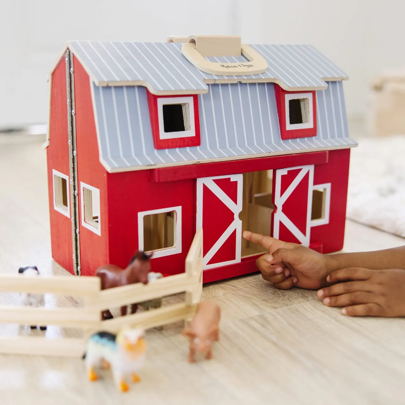 Melissa & Doug Fold & Go Barn boerderij hout 7 dieren