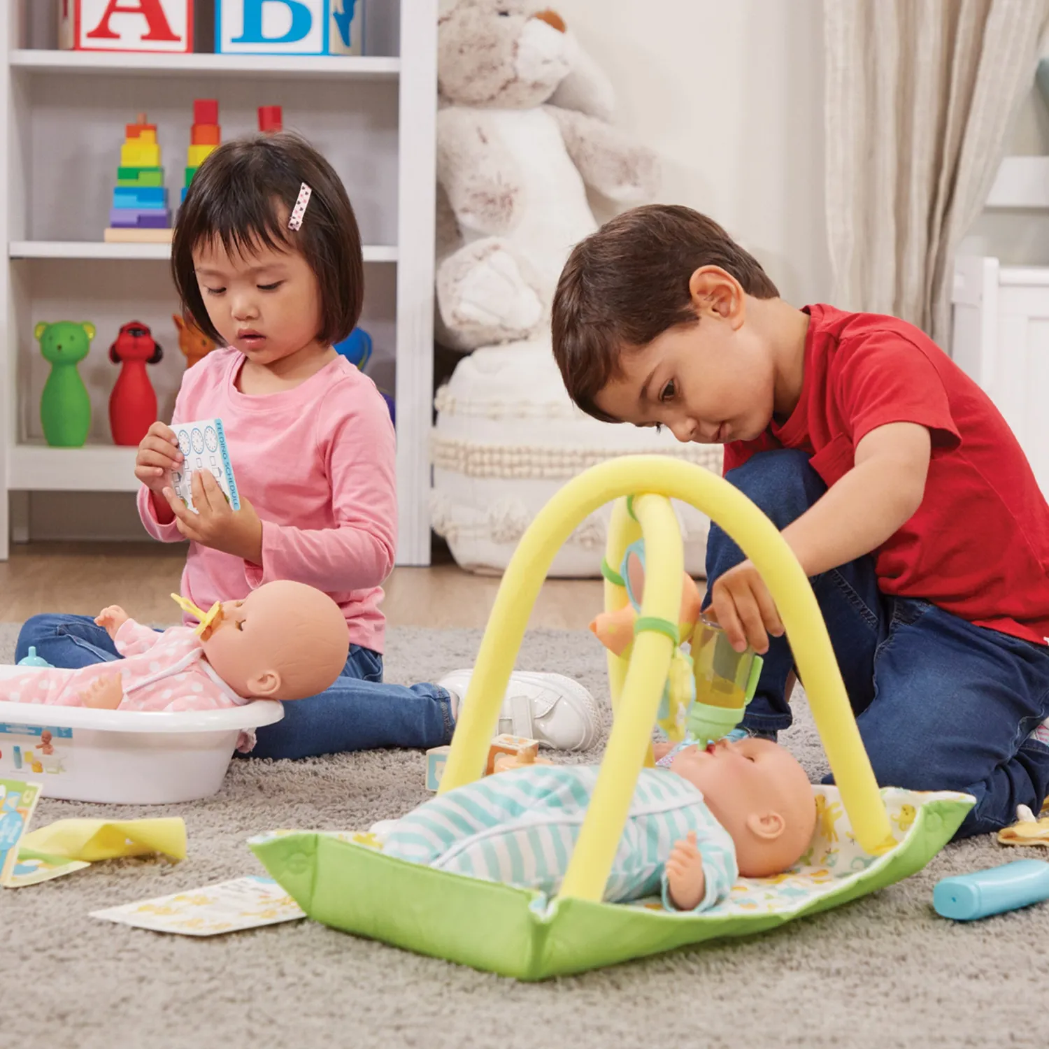 Melissa & Doug Mine to Love Toy Time poppen speelset 16-delig