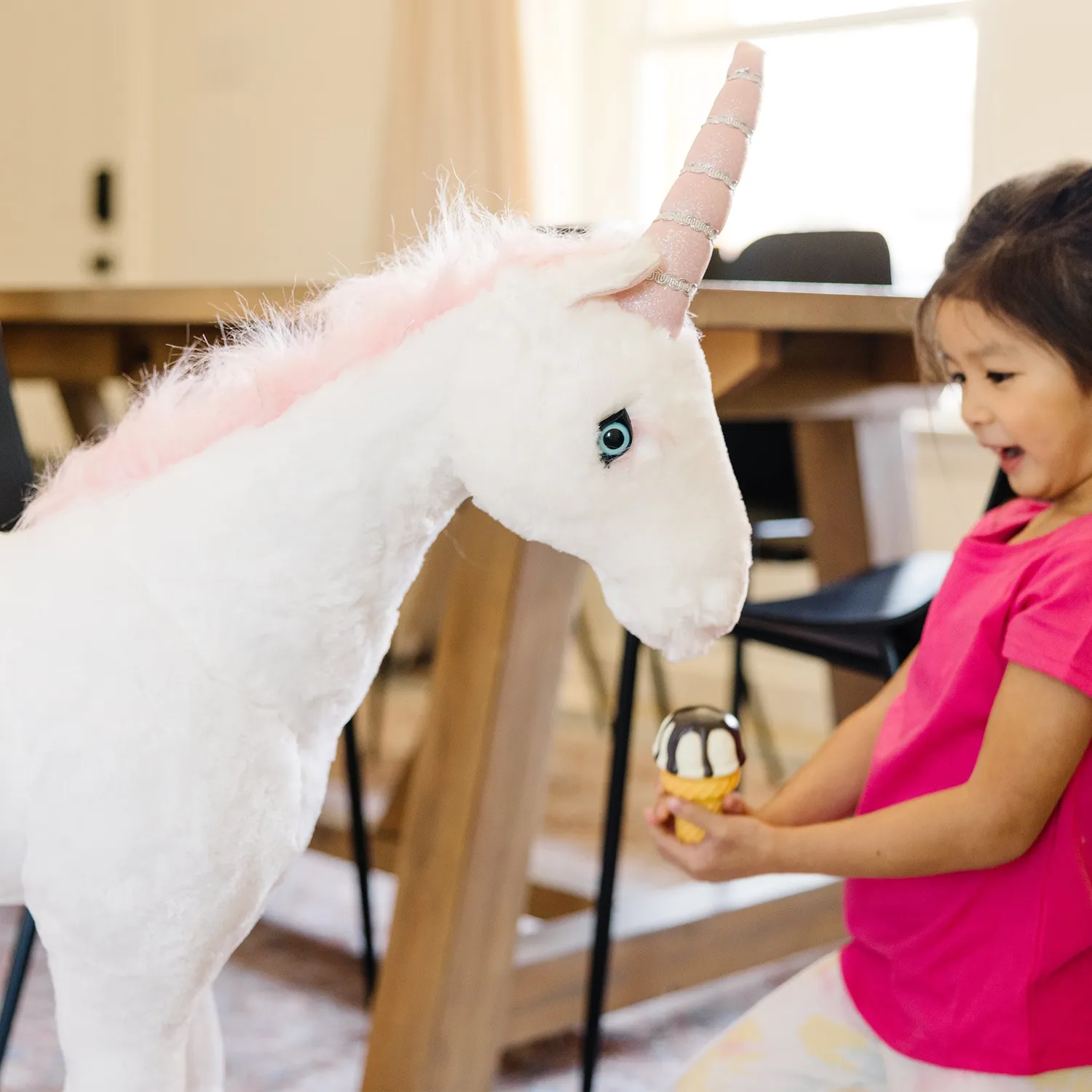 Melissa & Doug Unicorn Knuffel Groot Roze Zijdezacht