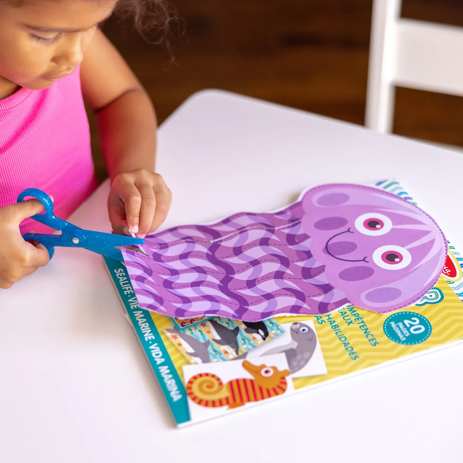 Melissa & Doug Zeeleven kniples plakboek met schaar