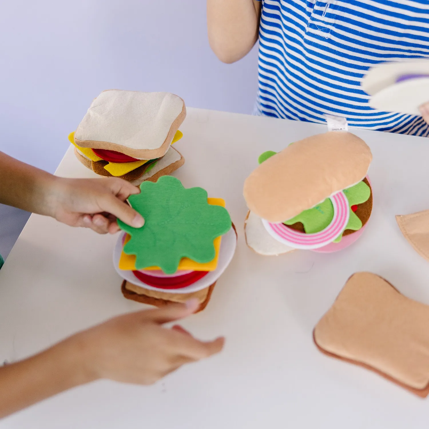 Melissa & Doug Felt Food Sandwich vilt speeleten 33-delig